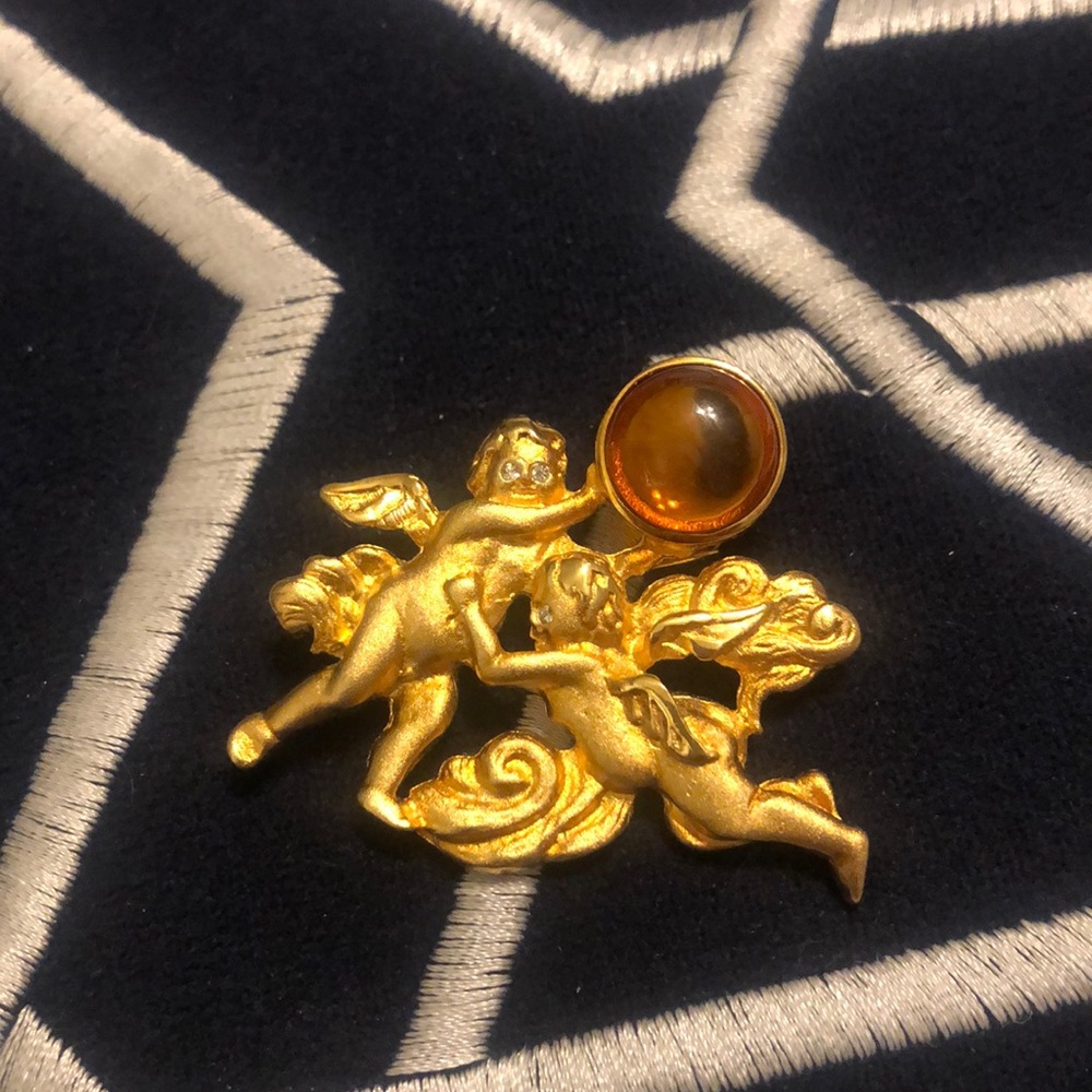 Vintage Louis Stern Co. Brooch